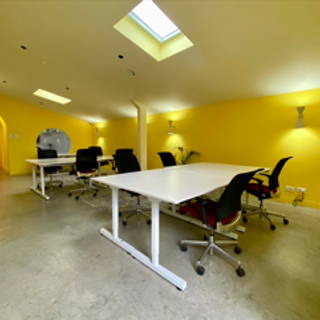 Open Space  10 postes Coworking Boulevard Anatole France Aubervilliers 93300 - photo 2